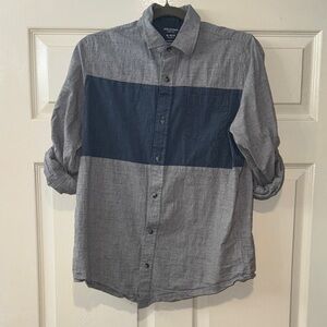 Arizona Jean Company Gray Button-Down with Navy Chest Panel Like New